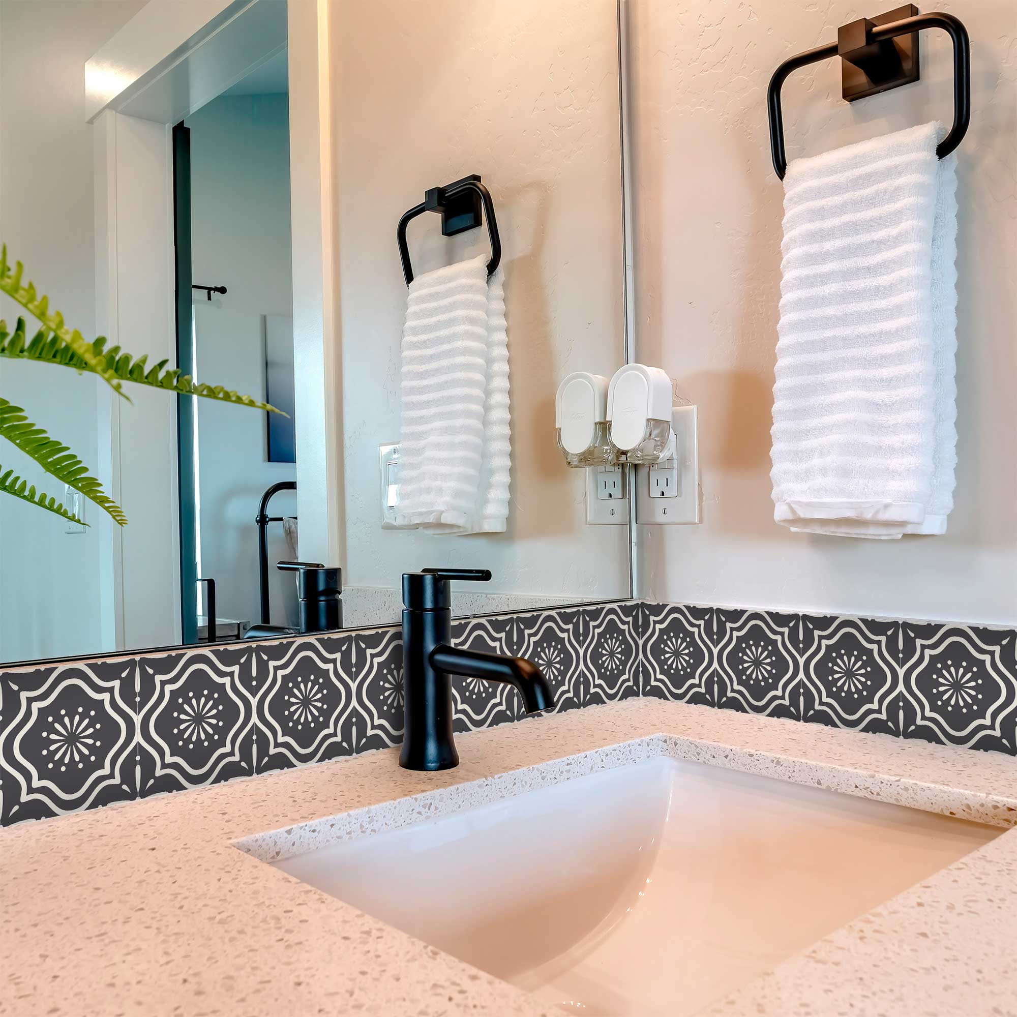 Special Deal on 6x6-inch / 15X15-cm Dark Gray Kitchen Backsplash Tiles Model B22 - Image 8